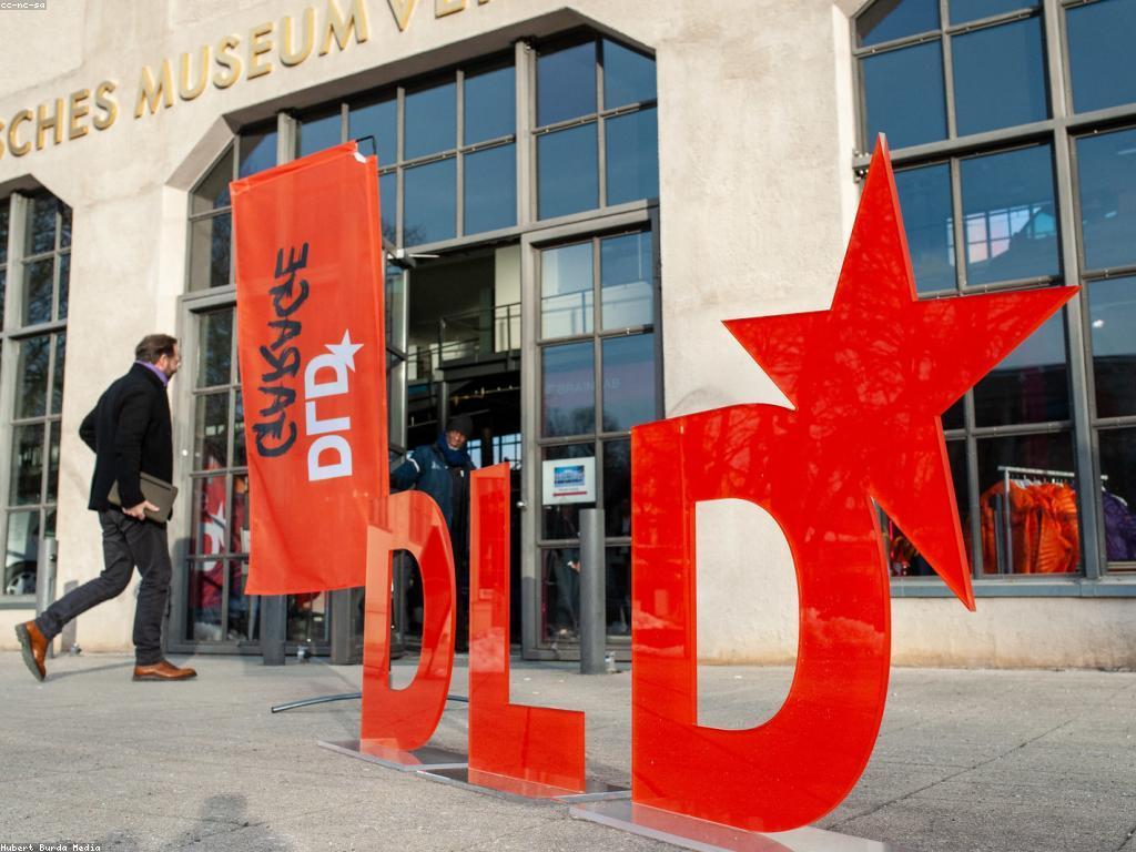 បច្ចេកវិជ្ជា និងការប្រែប្រួលក្នុងវប្បធម៍កាស៊ីណូ