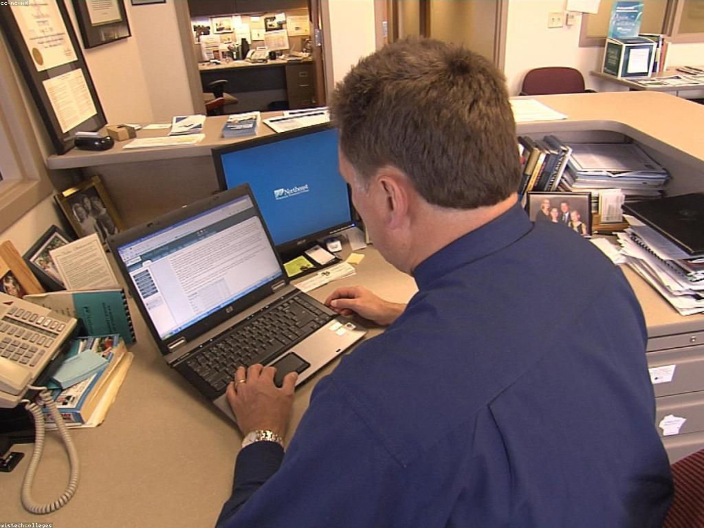 ការយល់ដឹងអំពីប្រព័ន្ធប្រតិបត្តិការនៅកាស៊ីណូ