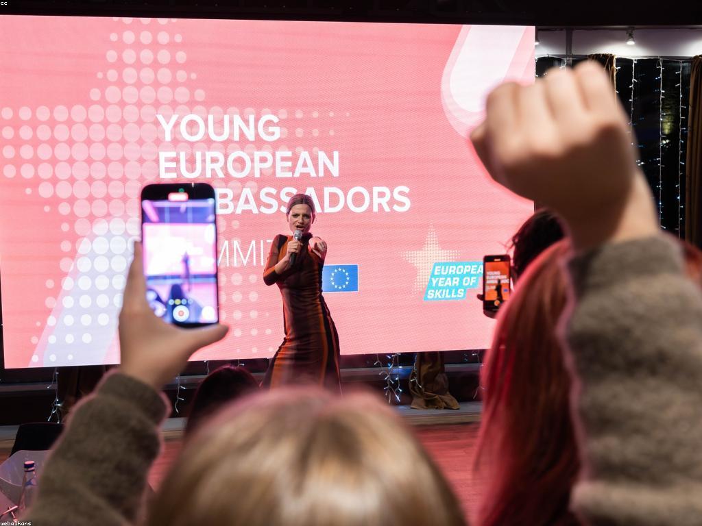 អត្ថន័យនិងសារៈសំខាន់នៃប្រព័ន្ធសំណាញ់